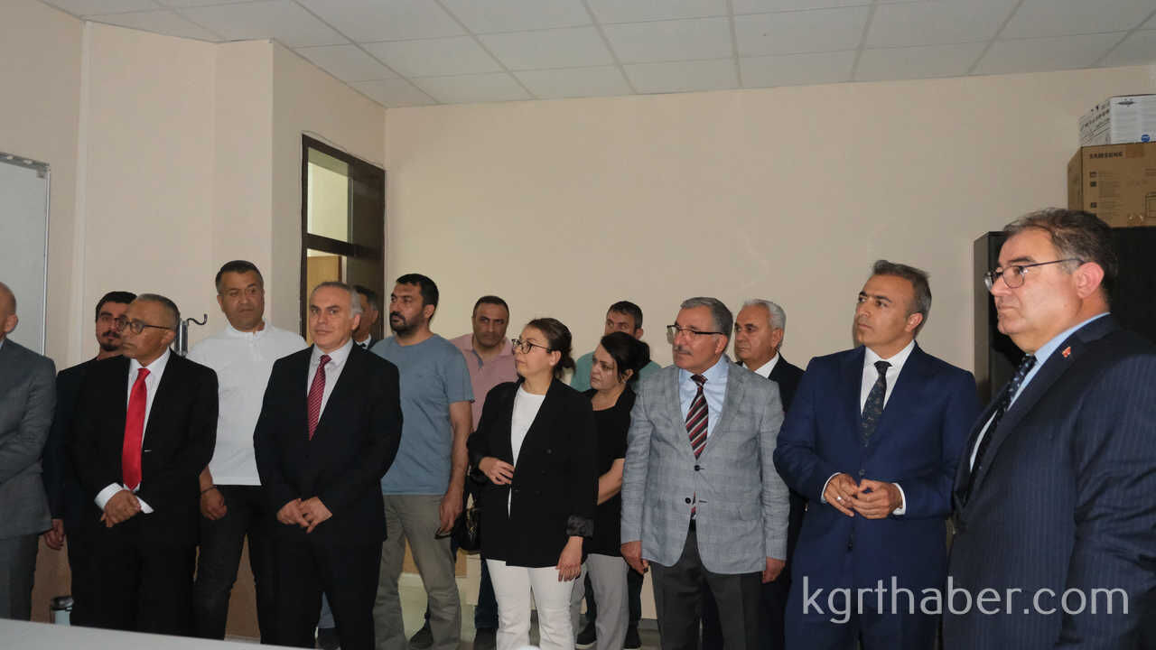 Vali Cicekten Kmudeki Milli Teknoloji Atolyesine Ziyaret8