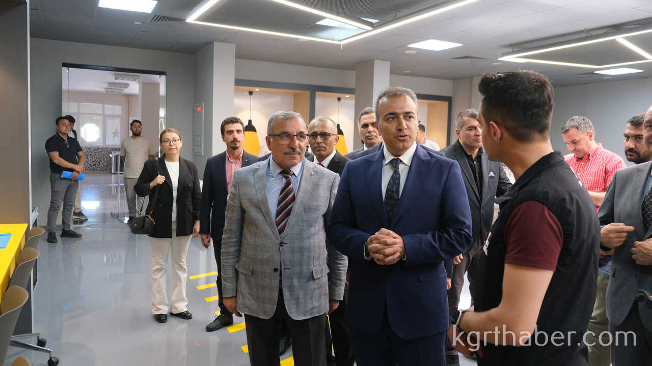 Vali Cicekten Kmudeki Milli Teknoloji Atolyesine Ziyaret9