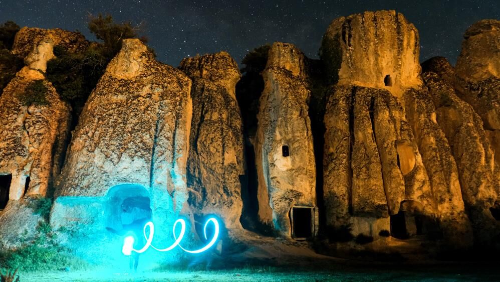 Yildizlarin Altinda Antik Yolculuk Kilistra Geceye Isik Oldu (5)