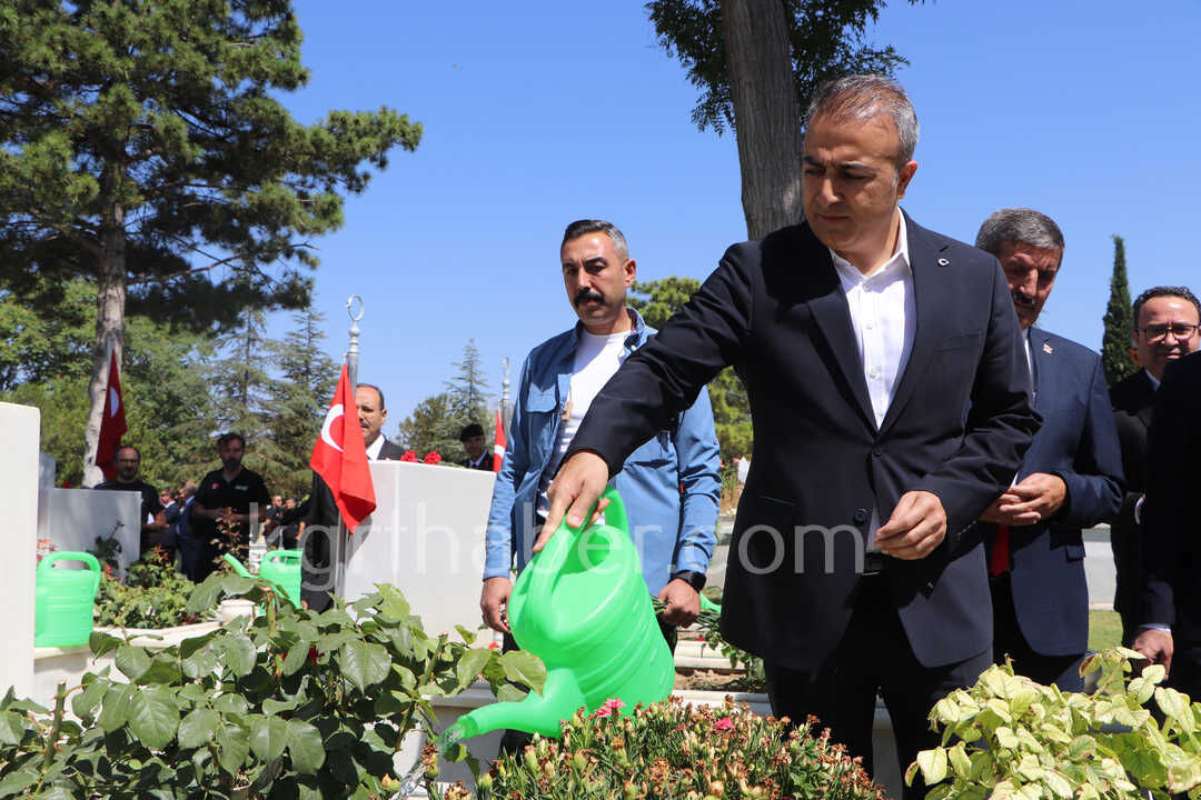 15 Temmuzun 10Uncu Yilinda Sehitler Dualarla Anildi10