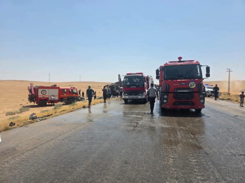 2 Otobus Kafa Kafaya Carpisti 35 Olu 30 Yarali1