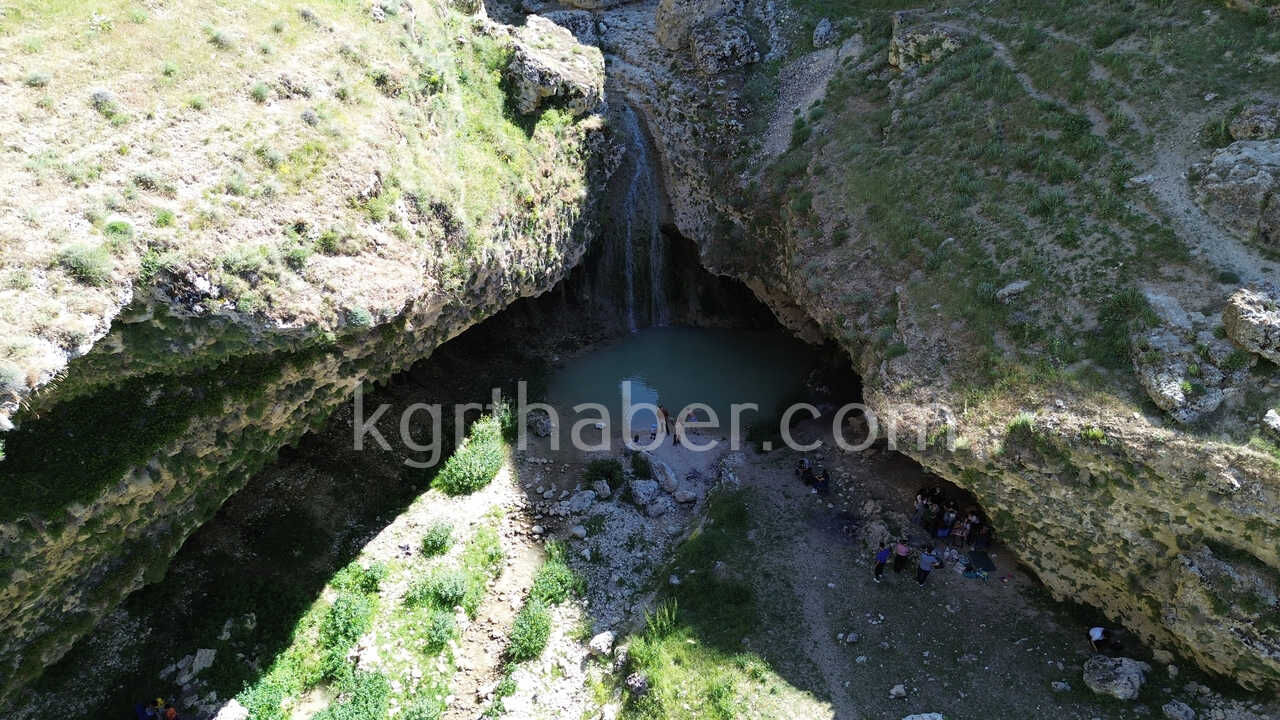 2 Yil Sonra Yeniden Akan Akpinar Selalesi Ziyaretcilerin Gozdesi Oldu4