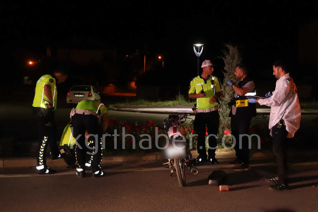 Cipe Arkadan Carpan Motosiklet Surucusu Agir Yaralandi2