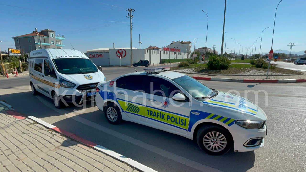 Cop Kamyonu Ile Carpisan Motosikletli Agir Yaralandi (6)