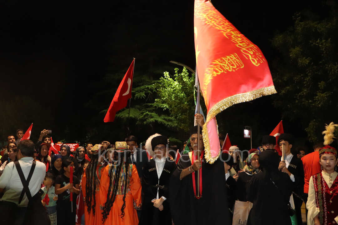 Karamanda 8 Uluslararasi Turk Dunyasi Soleni Yuruyusle Basladi14