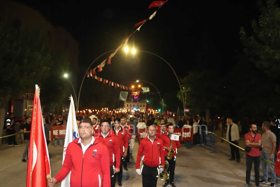 Karamanda 8 Uluslararasi Turk Dunyasi Soleni Yuruyusle Basladi19
