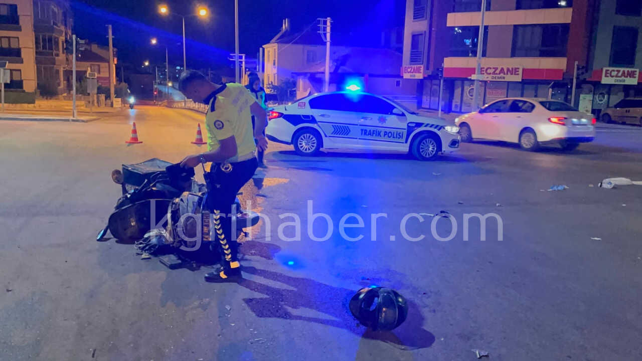 Karamanda Feci Kaza 20 Yasindaki Genc Agir Yarali4