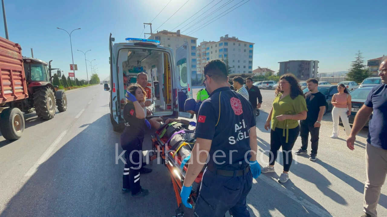 Karamanda Hafif Ticari Arac Ile Motosiklet Carpisti 1 Yarali2