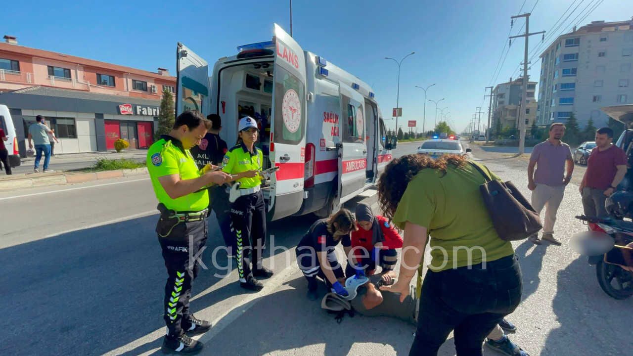 Karamanda Hafif Ticari Arac Ile Motosiklet Carpisti 1 Yarali7