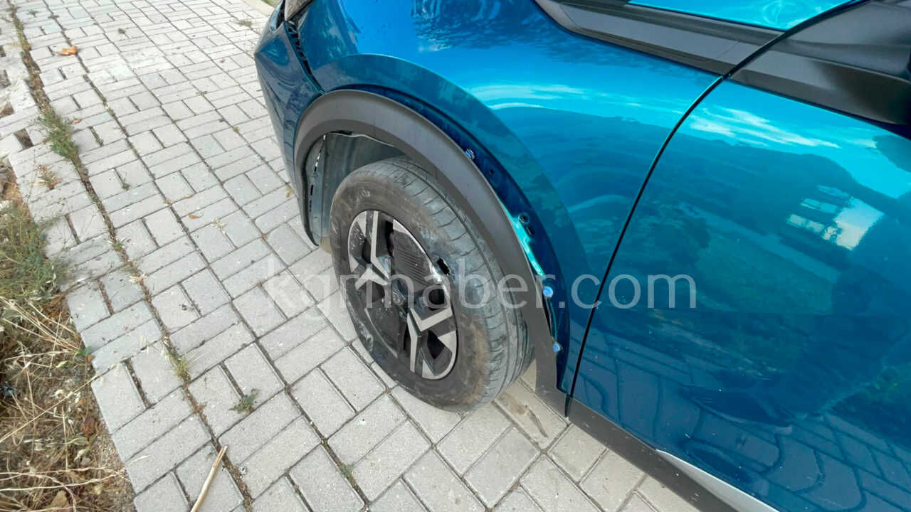 Karamanda Iki Suv Arac Kavsakta Carpisti 1 Yarali1