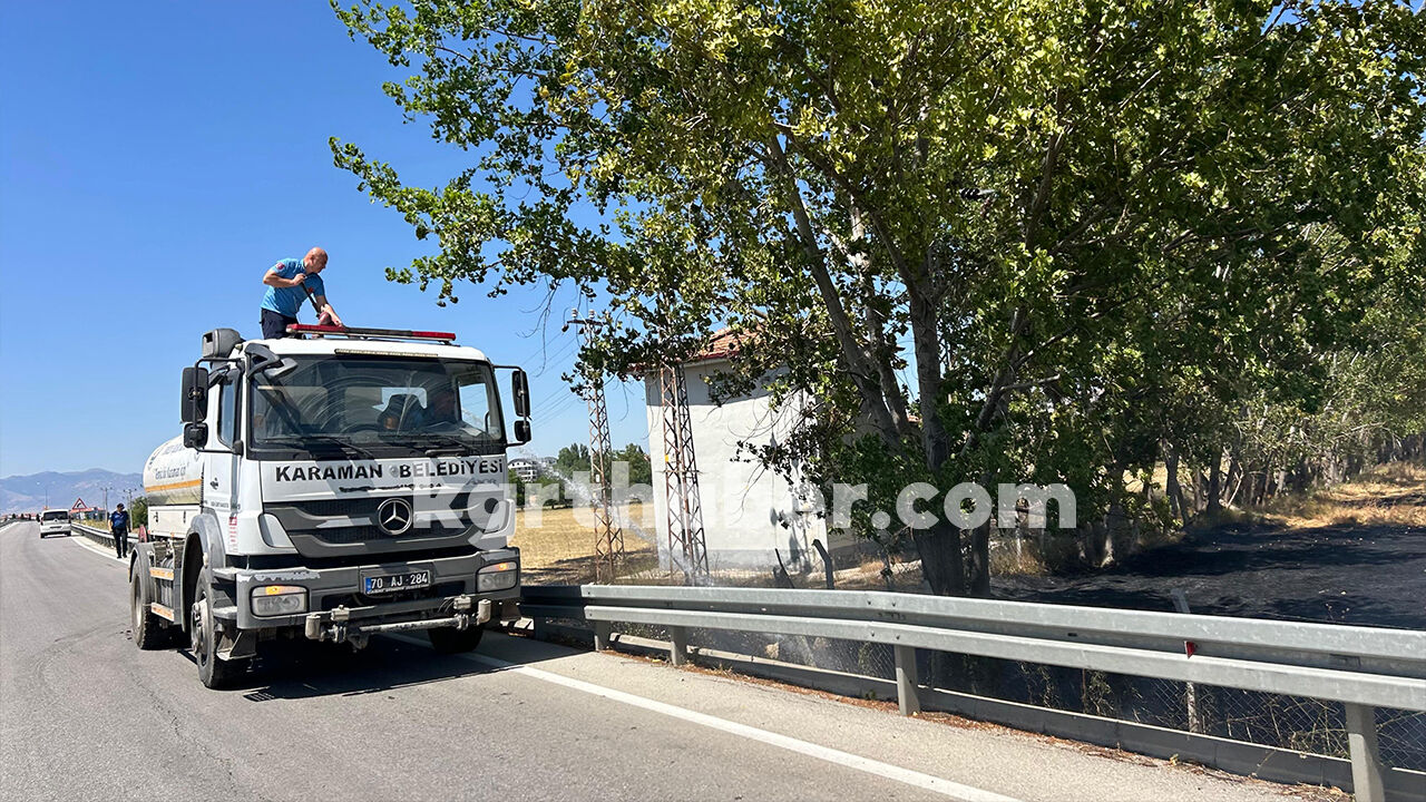 Karamanda Mut Yolu Uzerinde Aniz Yangini Panigi2