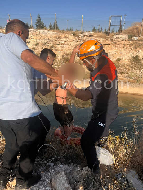 Karamanda Sulama Kanalinda Can Pazari Akintiya Kapilan Cocuklari Itfaiye Ve Afad Kurtardi (17)
