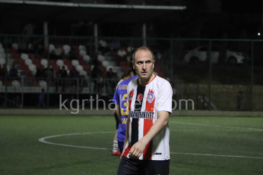 Karamanda Yari Final Heyecani Emniyet Milli Egitimi 4 1 Maglup Etti28