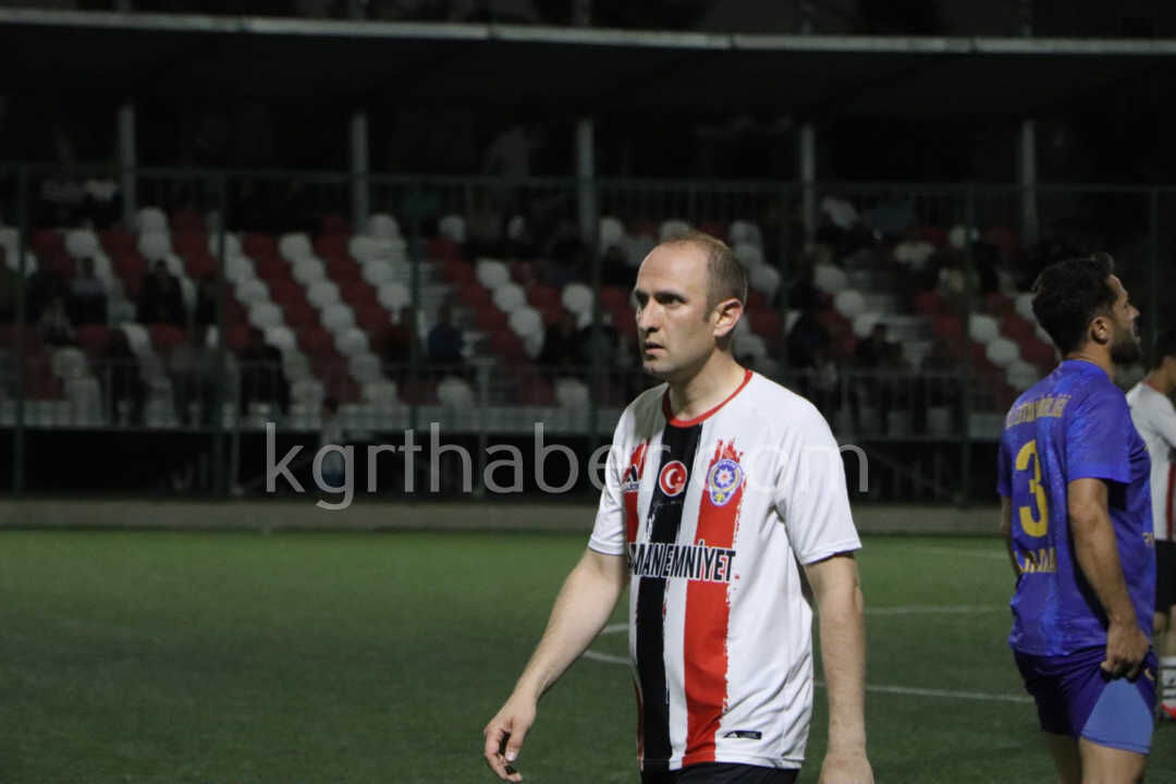 Karamanda Yari Final Heyecani Emniyet Milli Egitimi 4 1 Maglup Etti29