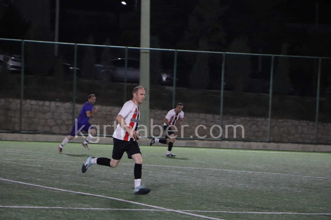 Karamanda Yari Final Heyecani Emniyet Milli Egitimi 4 1 Maglup Etti34