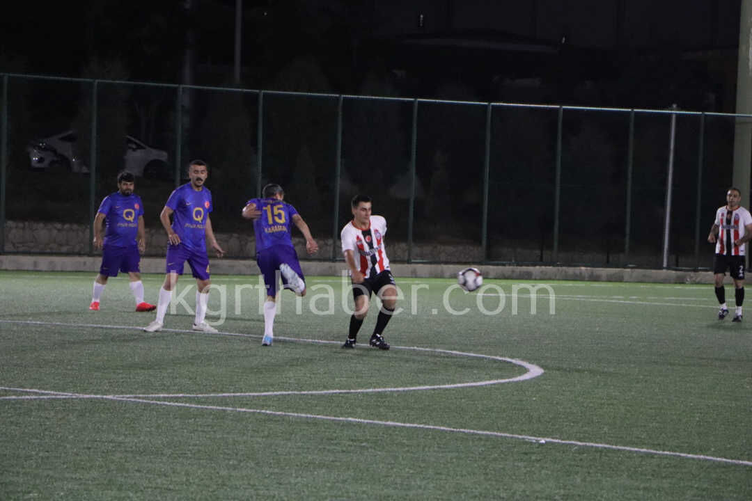 Karamanda Yari Final Heyecani Emniyet Milli Egitimi 4 1 Maglup Etti40