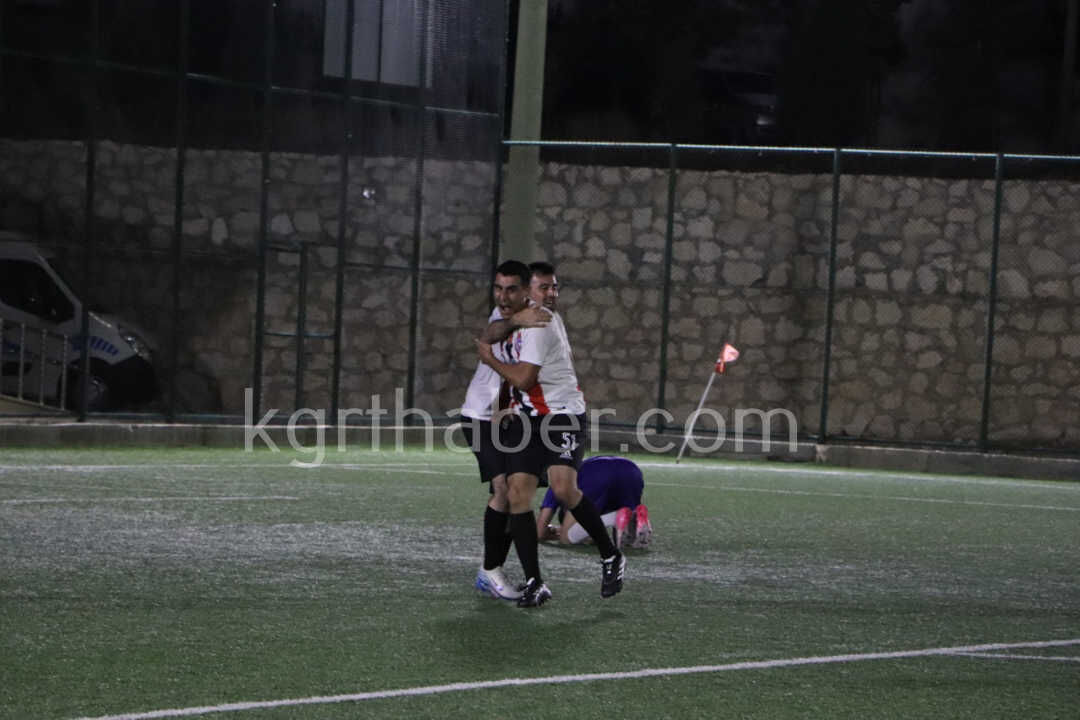Karamanda Yari Final Heyecani Emniyet Milli Egitimi 4 1 Maglup Etti44