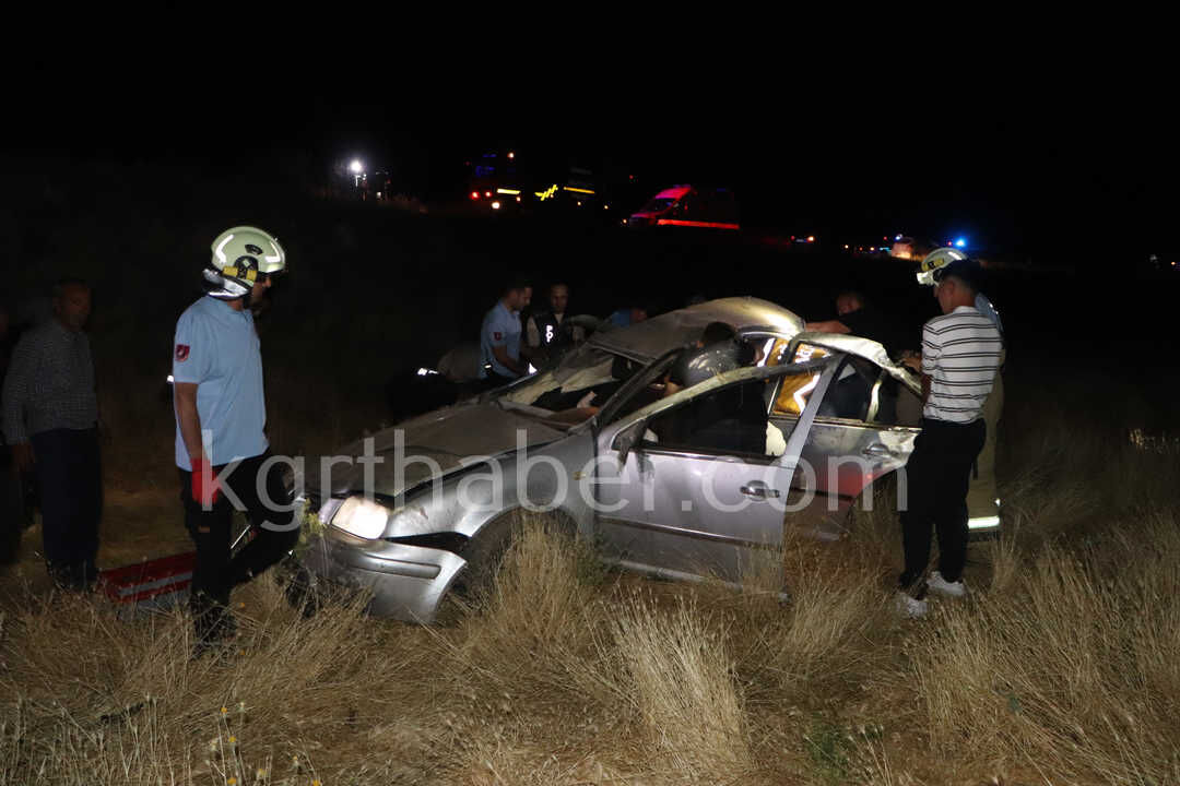Kontrolden Cikan Otomobil Sarampole Takla Atti 3 Yarali7