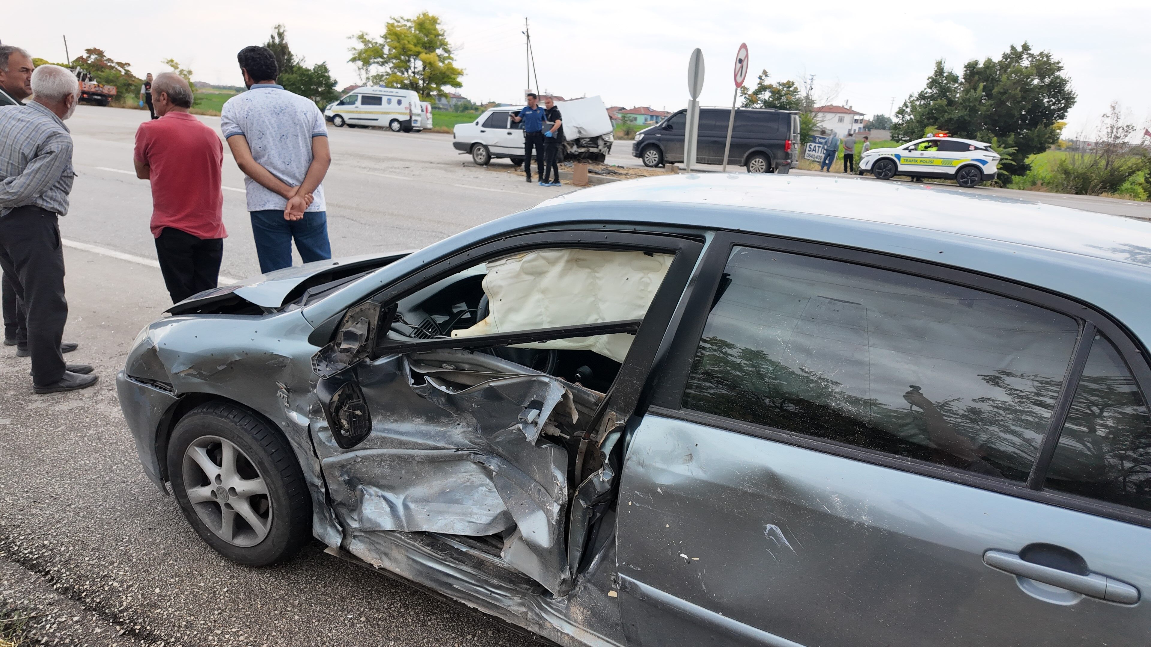 Konyada Kavsakta Feci Kaza 1I Agir 5 Yarali (2)