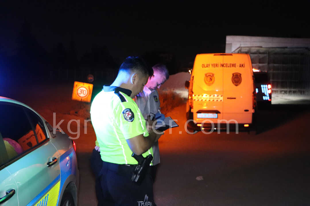 Kopru Insaatindaki Iskele Demirlerine Carpan Motosikletli Agir Yaralandi13