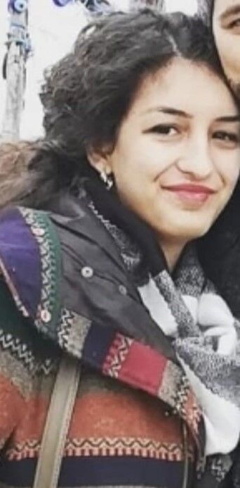 Mermer Indirirken Korkunc Kaza Esinin Gozleri Onunde Hayatini Kaybetti (2)