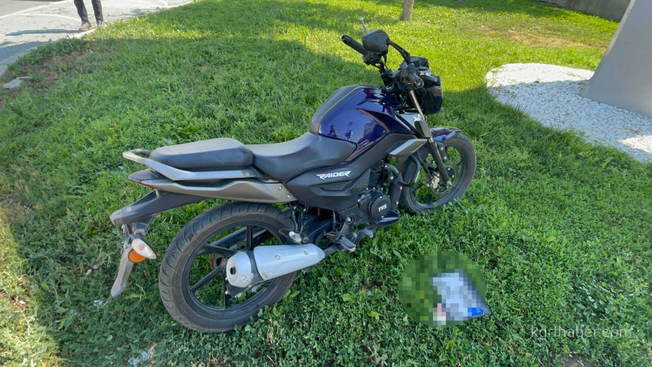 Motosiklet Ile Otomobilin Carpistigi Kaza Ucuz Atlatildi1