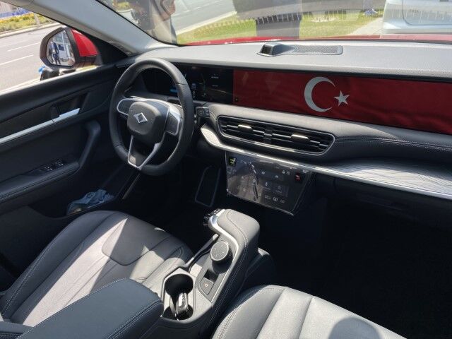 Nato Zirvesinde Yerli Imza Togg Limuzinler Ilk Kez Gorevde (2)