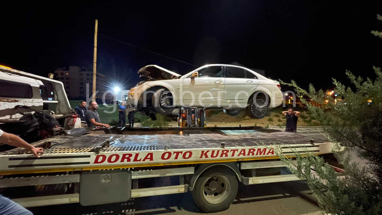 Ortaligi Savas Alanina Ceviren Surucu Kaza Yerinden Kacti1