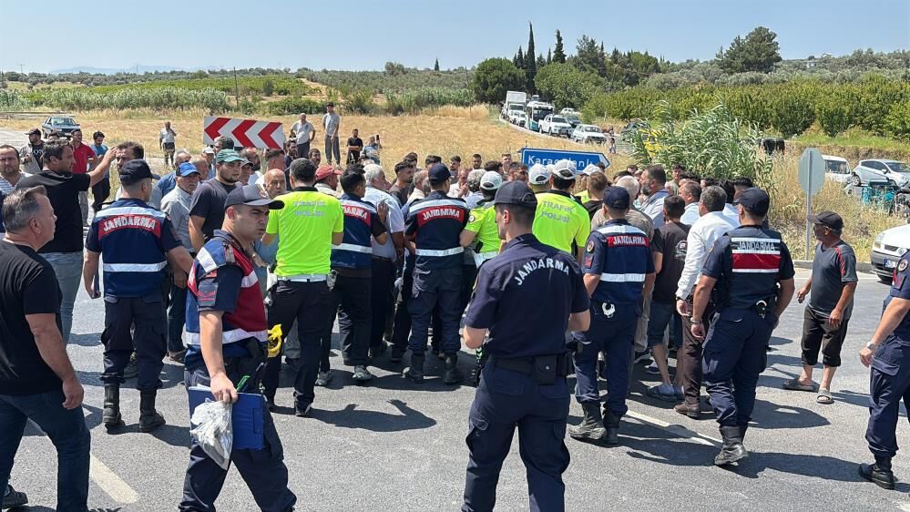 Panelvanla Halk Otobusu Carpisti 1 Olu 11 Yarali2