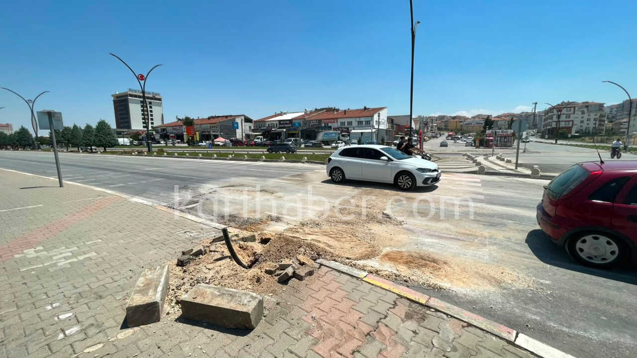 Sik Sik Kaza Olan O Kavsaga Trafik Isigi Geliyor2