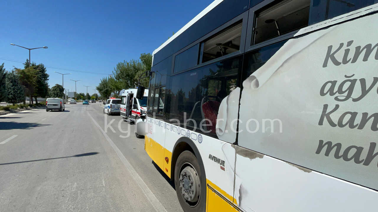 Surucu Adayinin Ani Fren Egitimi Kazayla Sonuclandi 1 Yarali8