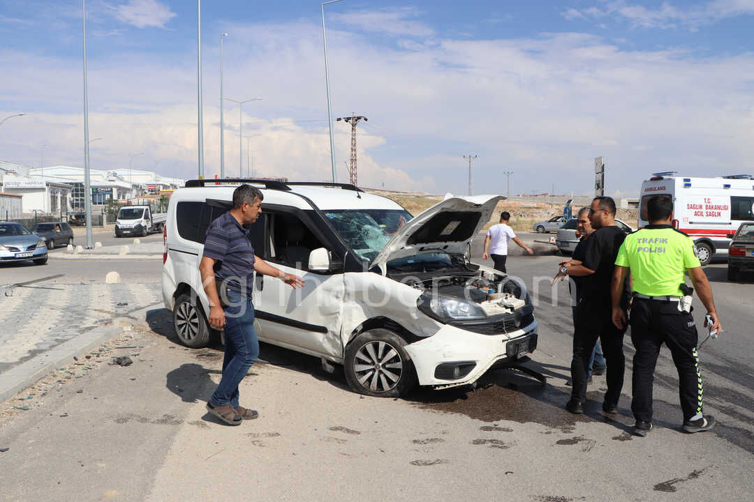 Tekmarsan Sanayi Kavsaginda Kaza Yaralilar Var6