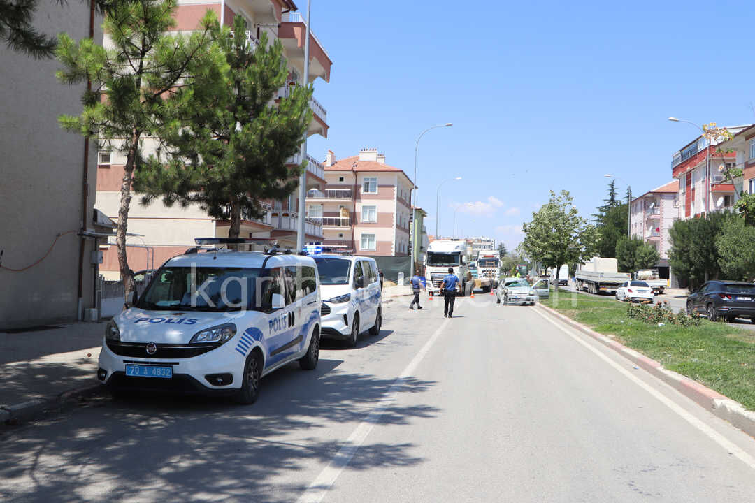 Tirin Dorsesine Carpan Otomobil Hurdaya Dondu 1I Agir 3 Yarali8