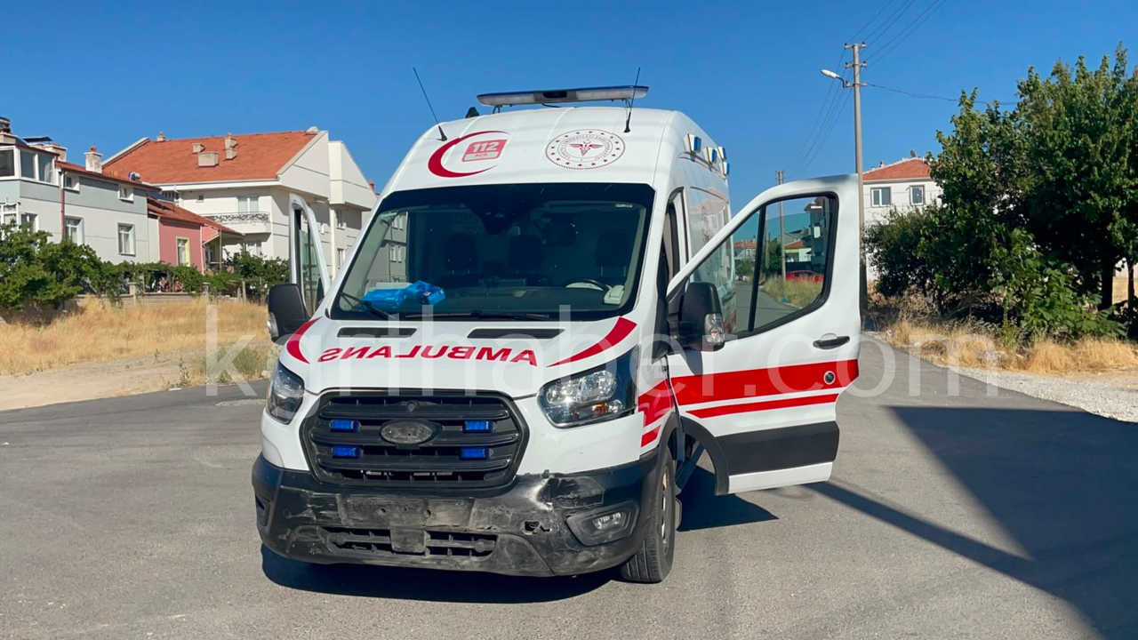 Vakaya Giden Ambulansla Cip Carpisti4