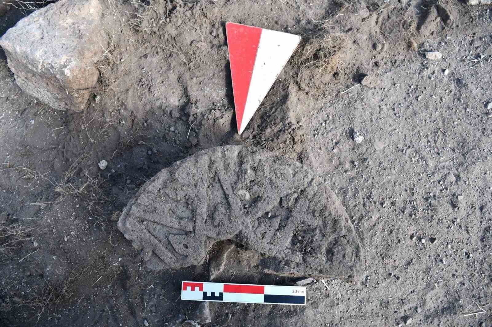 Ahlatta Tarihi Heyecan Anlamli Bulusma (3)
