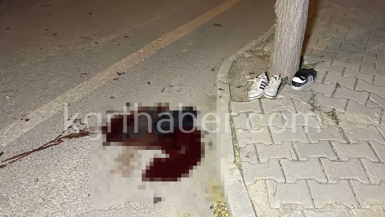 Feci Kazadan Aci Haber Geldi Genc Surucu Oldu Genc Kiz Yasam Savasi Veriyor13