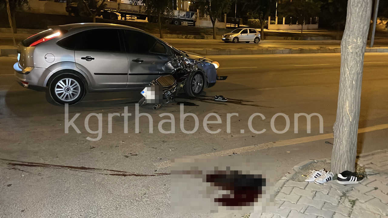 Feci Kazadan Aci Haber Geldi Genc Surucu Oldu Genc Kiz Yasam Savasi Veriyor14