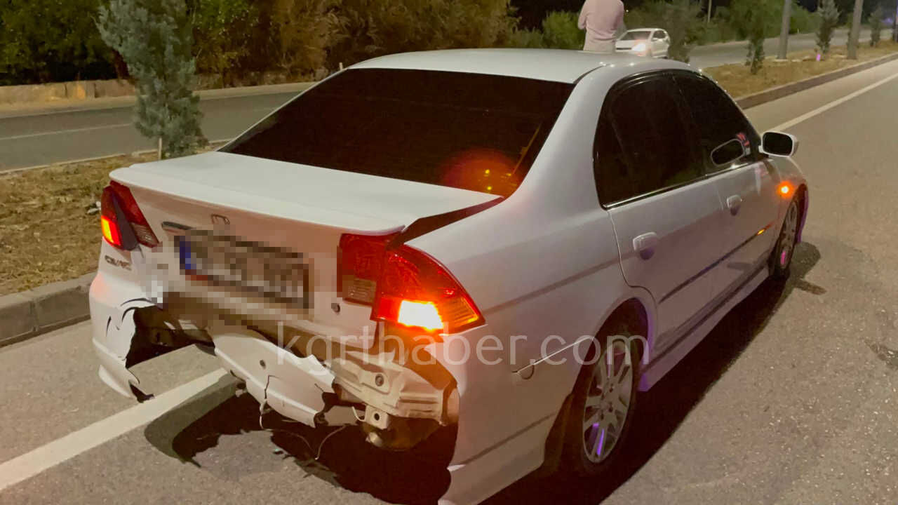 Karamanda 3 Aracli Zincirleme Kazada 2 Kisi Yaralandi4
