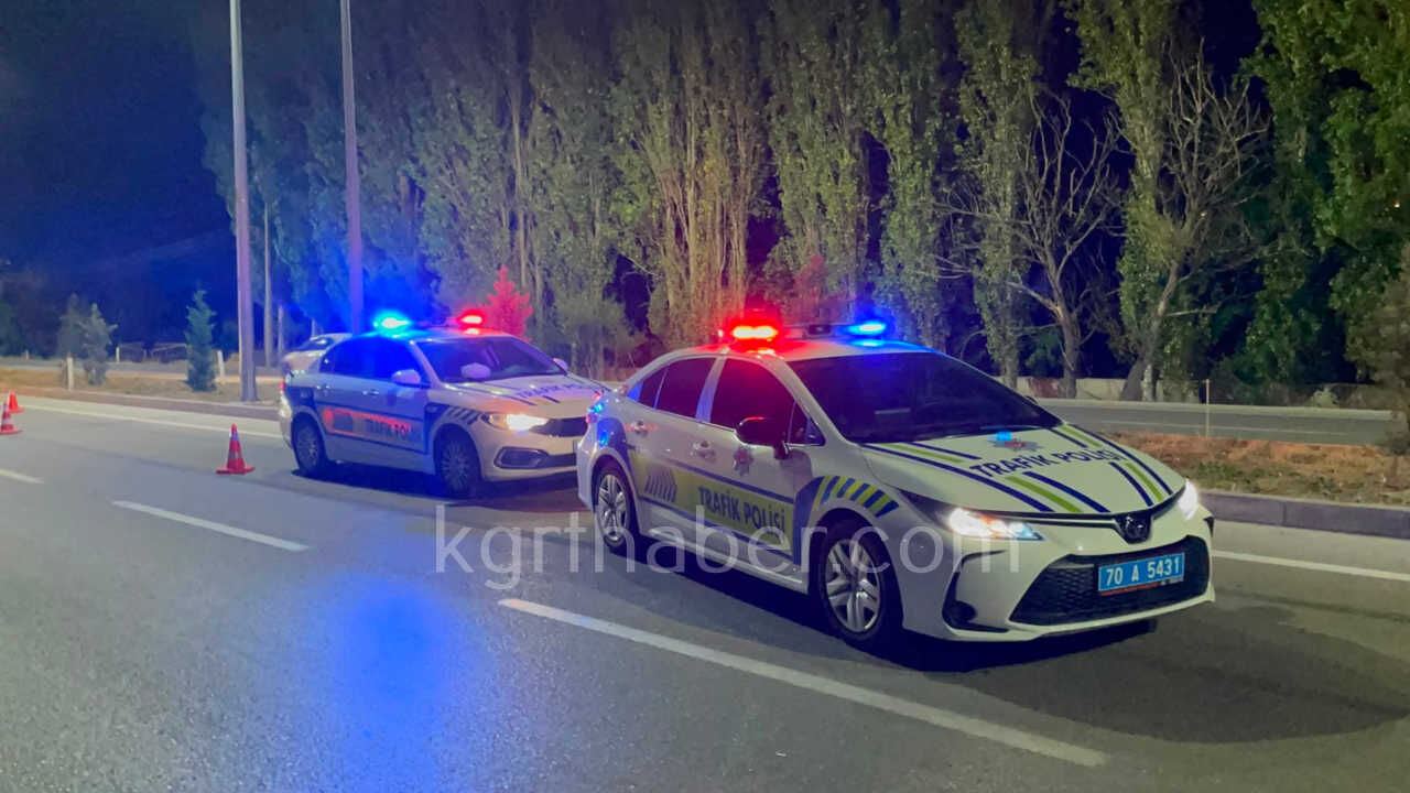 Karamanda 3 Aracli Zincirleme Kazada 2 Kisi Yaralandi6