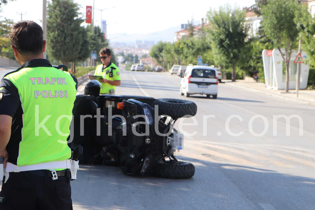 Karamanda Devrilen Atvdeki Anne Ve 6 Yasindaki Oglu Yaralandi11