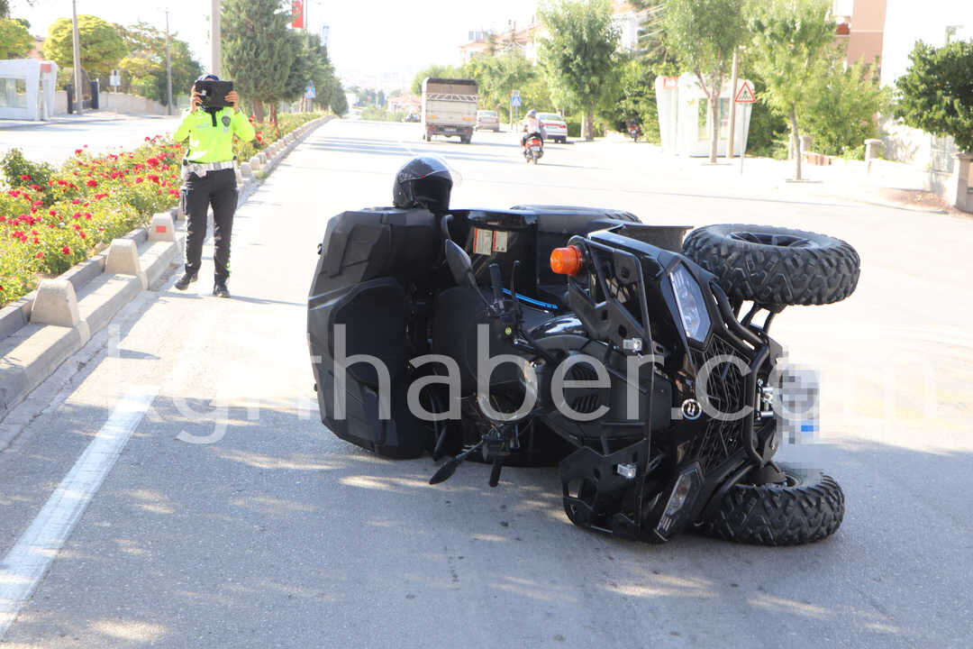 Karamanda Devrilen Atvdeki Anne Ve 6 Yasindaki Oglu Yaralandi3