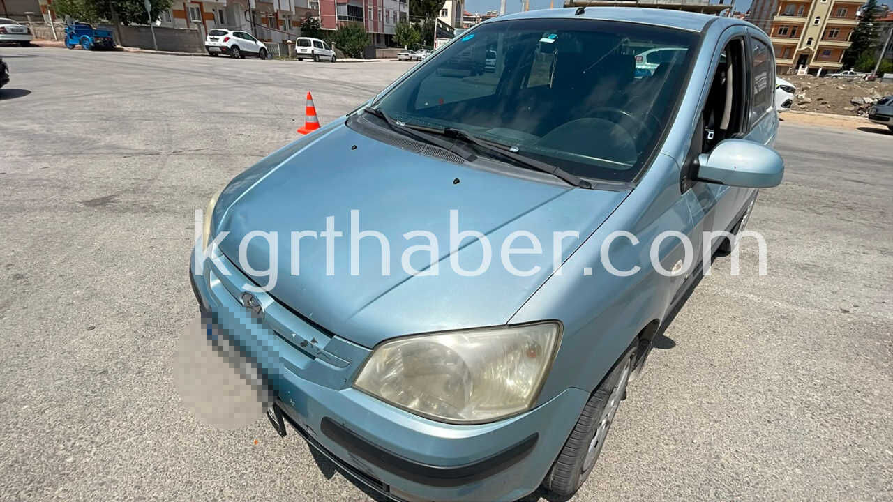 Karamanda Otomobil Ile Motokurye Carpisti 1 Yarali0