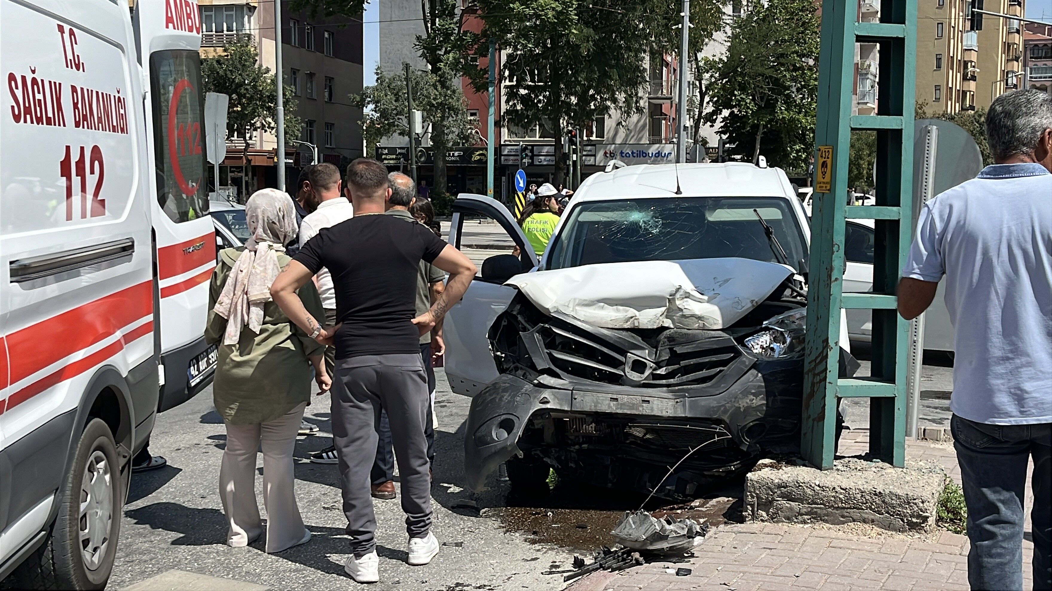 Kavsakta Korkutan Kaza 1I Cocuk 6 Yarali (1)