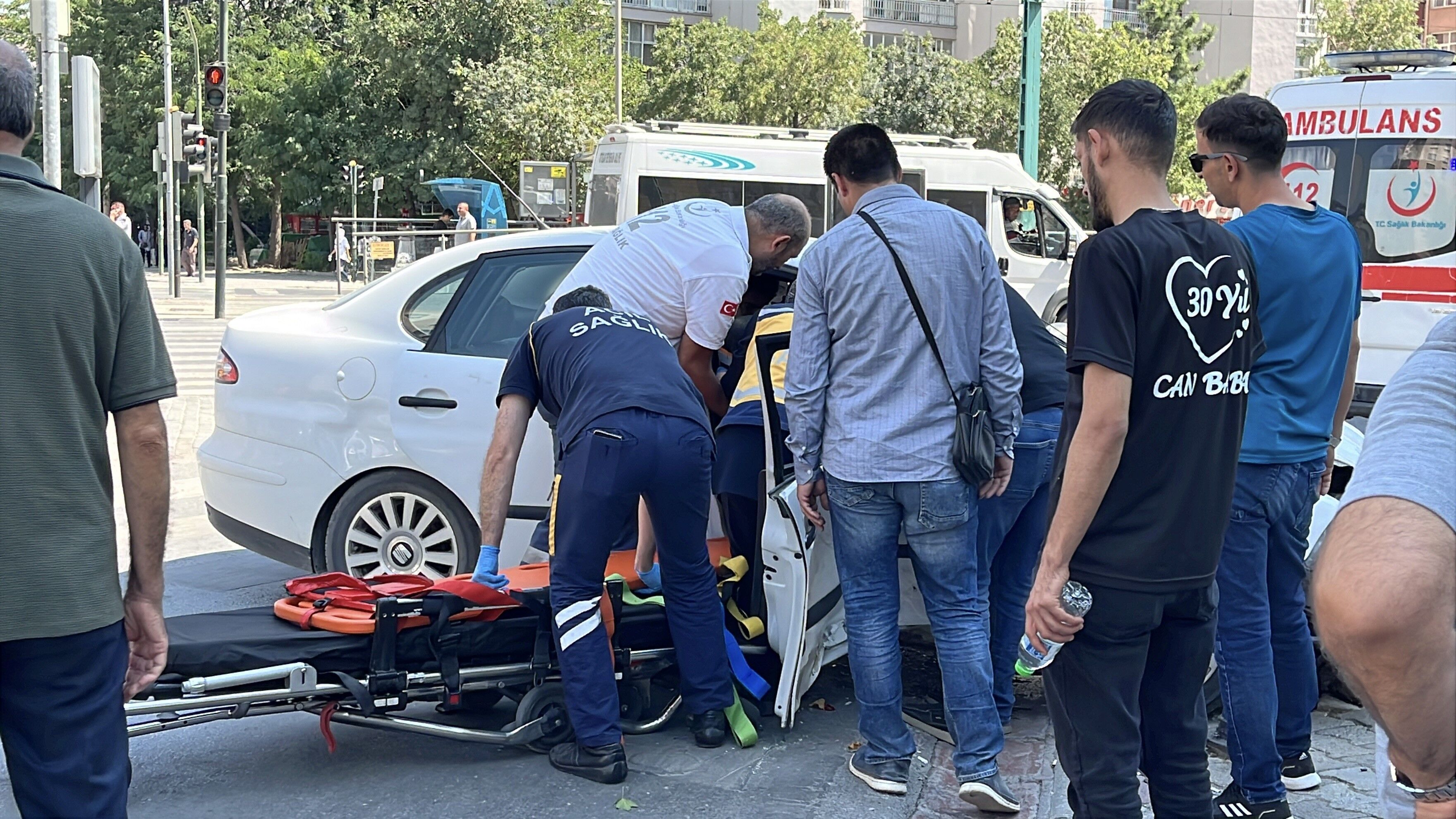 Kavsakta Korkutan Kaza 1I Cocuk 6 Yarali (3)