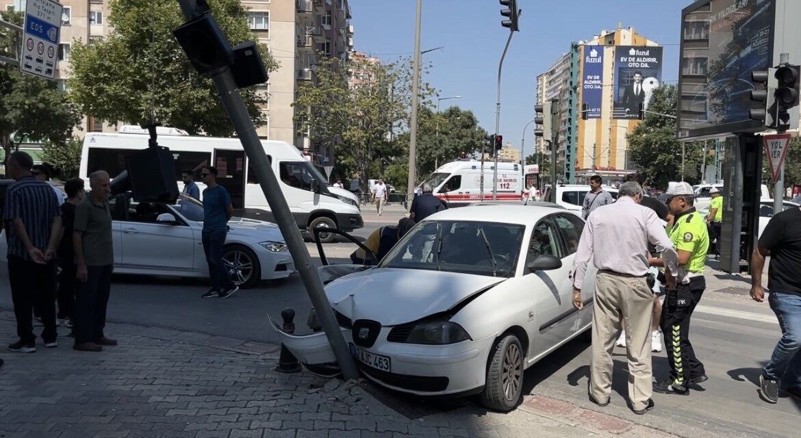 Kavsakta Korkutan Kaza 1I Cocuk 6 Yarali (4)
