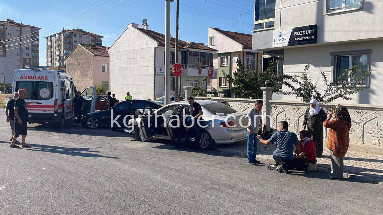 Kazada Ortalik Savas Alanina Dondu 5 Yarali1