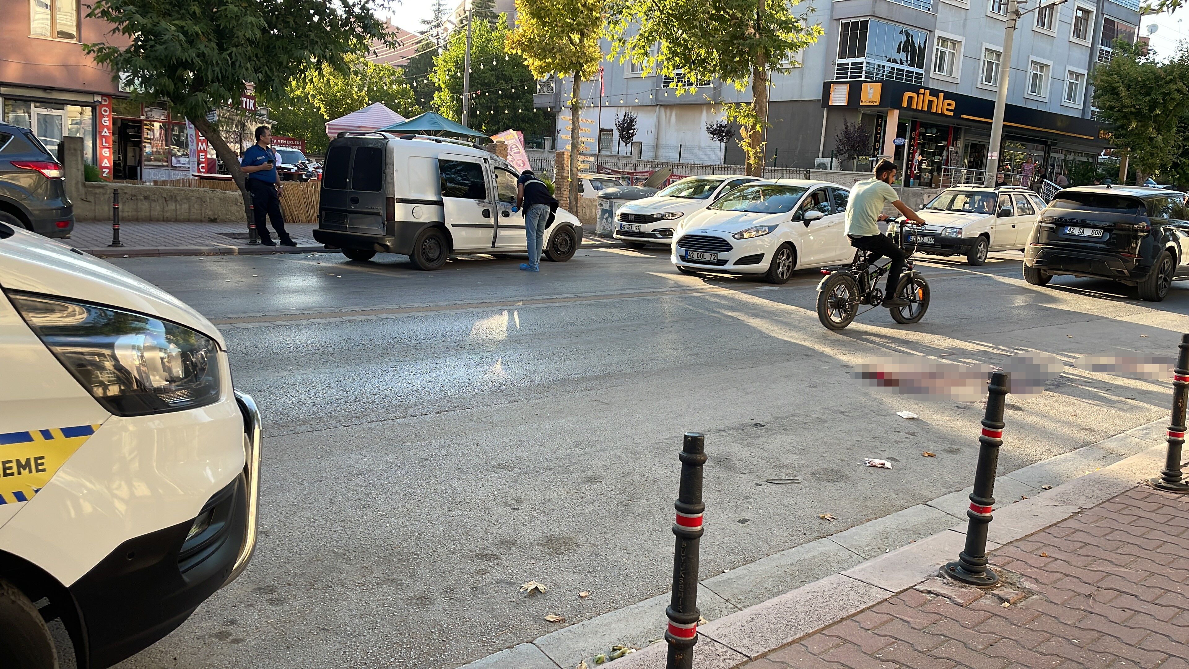 Konyada Husumet Dehseti Sokak Ortasinda Bicaklayarak Oldurdu (2)