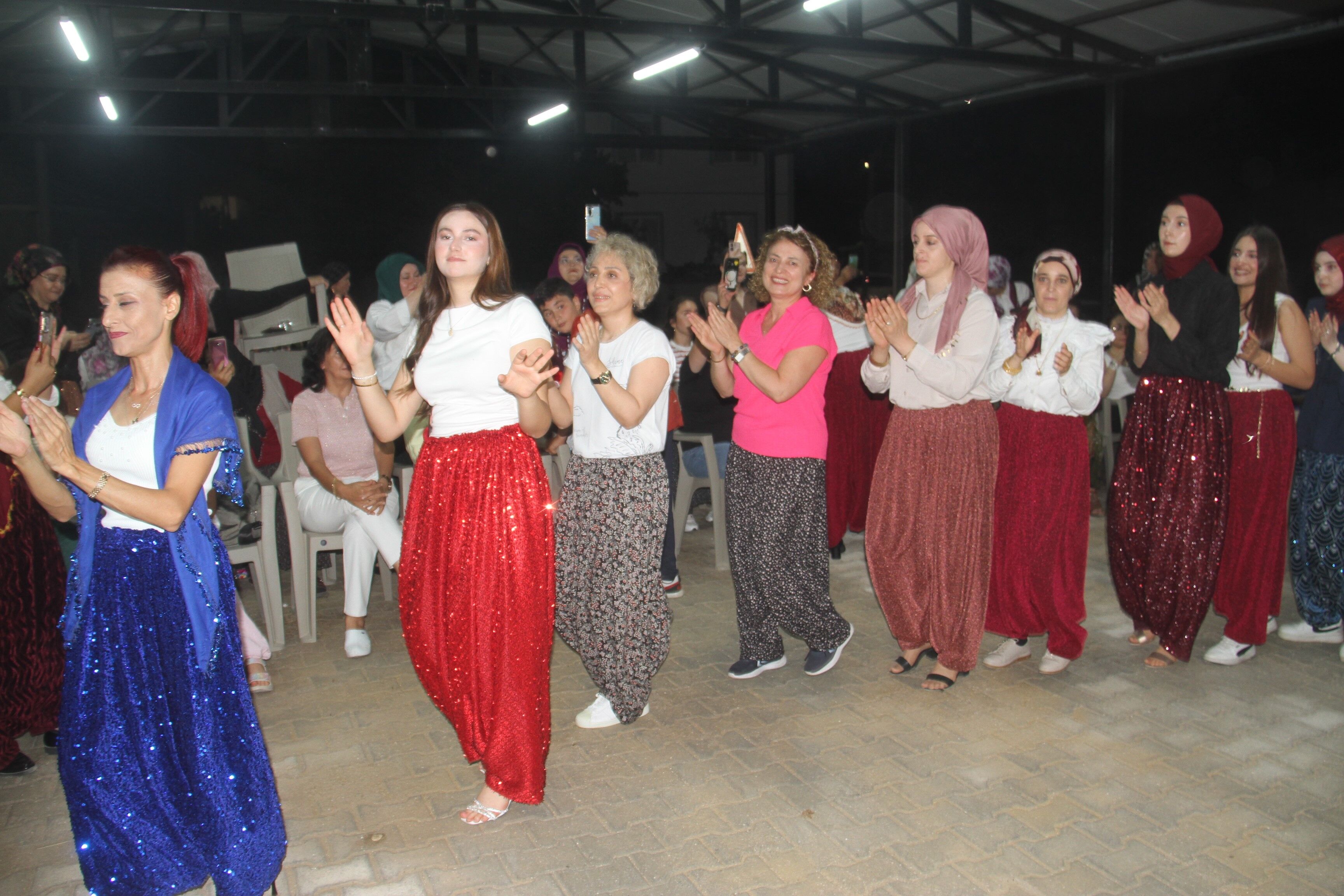 Konyada Salvarlar Giyildi Geleneksel Gece Yeniden Canlandi (4)