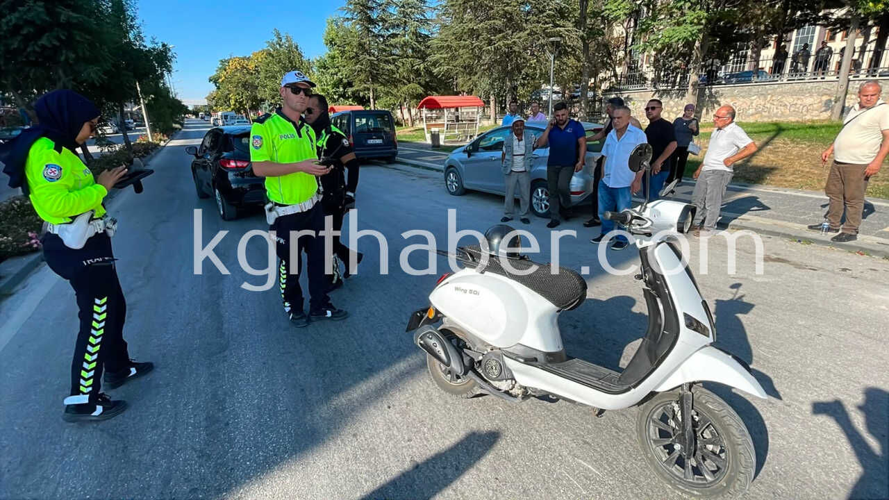 Otomobil Ile Motosikletin Carpistigi Kazada 1 Kisi Yaralandi4