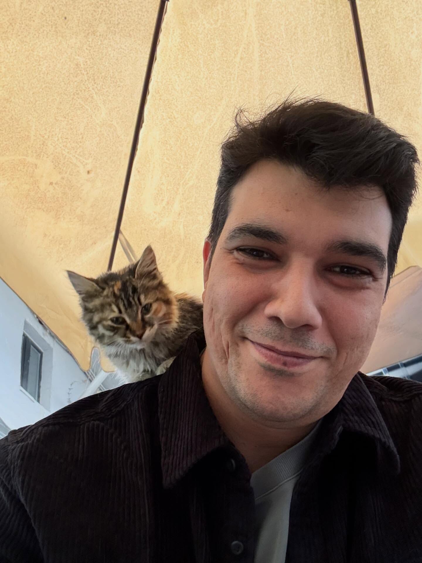 Ozan Gundogdu Ekranin Yeni Yuzu Oldu (2)